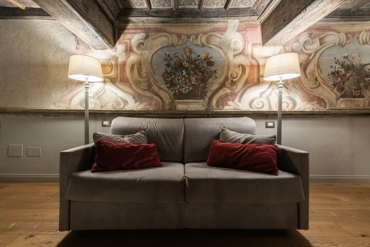 Palazzo Del Carretto-Art Apartments And Guesthouse Turin Exteriör bild